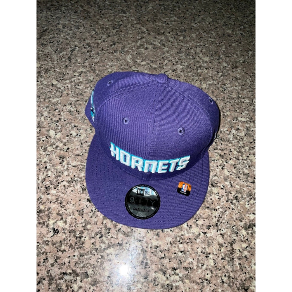 New Era Charlotte Hornets SnapBack Hat